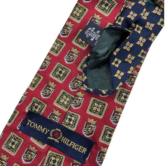 Tommy Hilfiger Silk Tie Vintage 90's Red Blue Preppy Crests - Picture 3 of 6